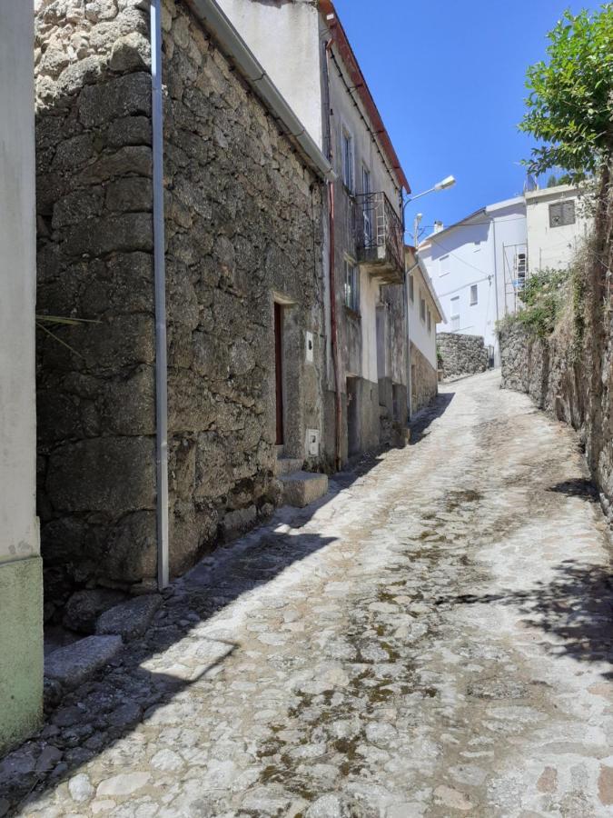 فيلا Casa Encantada - Alvoco Da Serra المظهر الخارجي الصورة